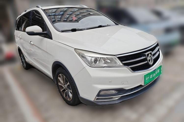 Used Baojun 730 2019 1.5T CVT Flagship Model 7 Seats China VI Emission Standard Front Right 45 Deg