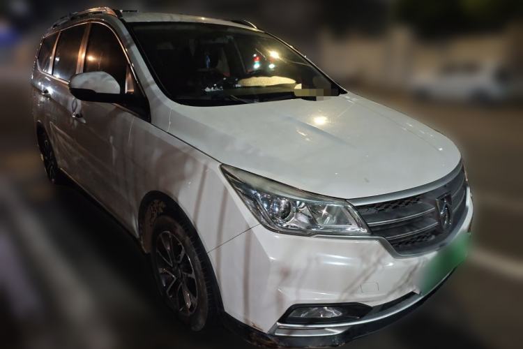 Used Baojun 730 2019 1.5T CVT Fashion Model 7 Seats China VI Emission Standard Front Right 45 Deg