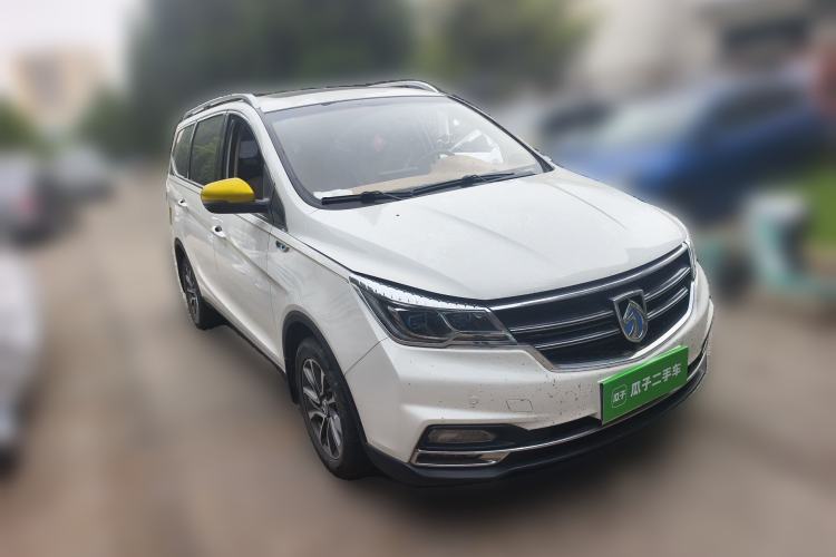 Used Baojun 730 2019 1.5T Manual Mild Hybrid Zhishang Model 7 Seats China V Emission Standard Front Right 45 Deg