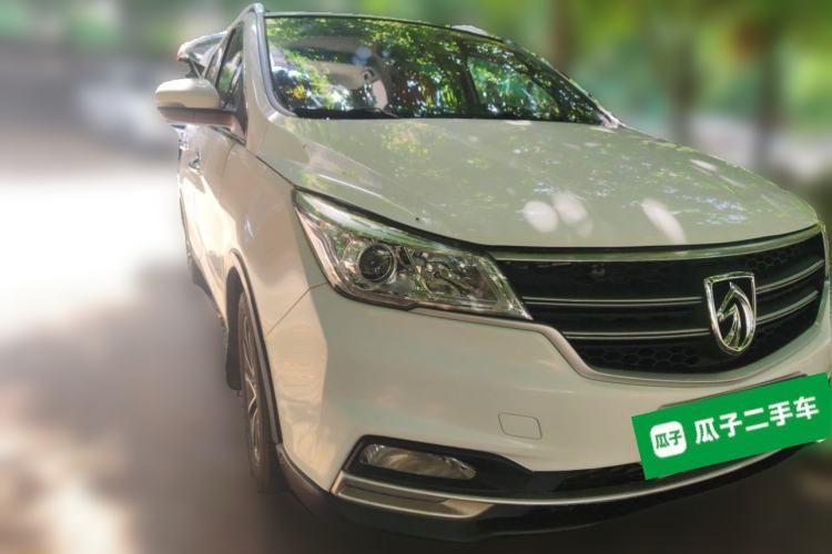 Used Baojun 730 2019 1.5T Manual Fashion Model 7-seater National V Front Right 45 Deg