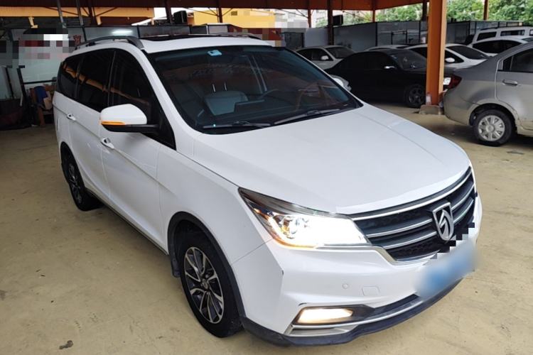 Used Baojun 730 2019 1.5T CVT Flagship Model 7 Seats China VI Emission Standard Front Right 45 Deg
