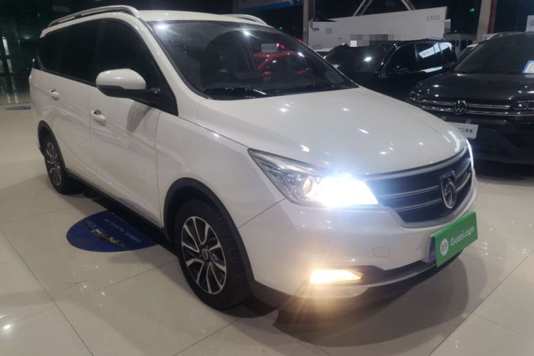 Used Baojun 730 2019 1.5T CVT Fashion Model 7 Seats China VI Emission Standard Front Right 45 Deg