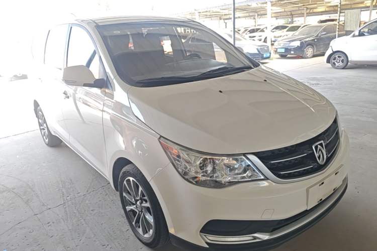 Used Baojun 730 2019 1.5L Manual Value Edition 7 Seats China VI Emission Standard Front Right 45 Deg