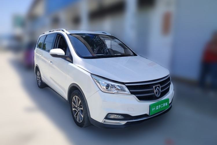 Used Baojun 730 2019 1.5T CVT Fashion Model 7 Seats China VI Emission Standard Front Right 45 Deg