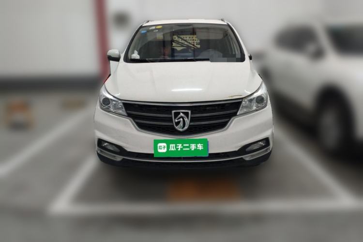 Used Baojun 730 2019 1.5L Manual Fashion Model 7-seater National V Front