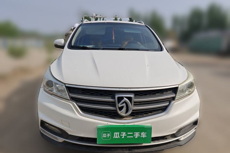 Used Baojun 730 2019 1.5L Manual Fashion Model 7-seater China VI Front