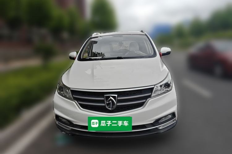 Used Baojun 730 2019 1.5L Manual Fashion Model 7-seater National V Front