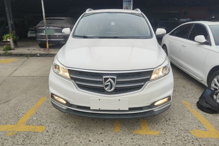 Used Baojun 730 2019 1.5T CVT Fashion Model 7 Seats China V Emission Standard Front