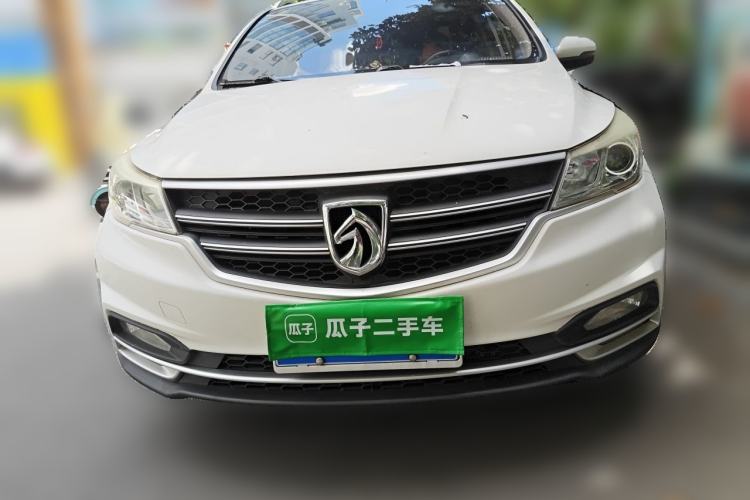 Used Baojun 730 2019 1.5T Manual Fashion Model 7-seater National V Front
