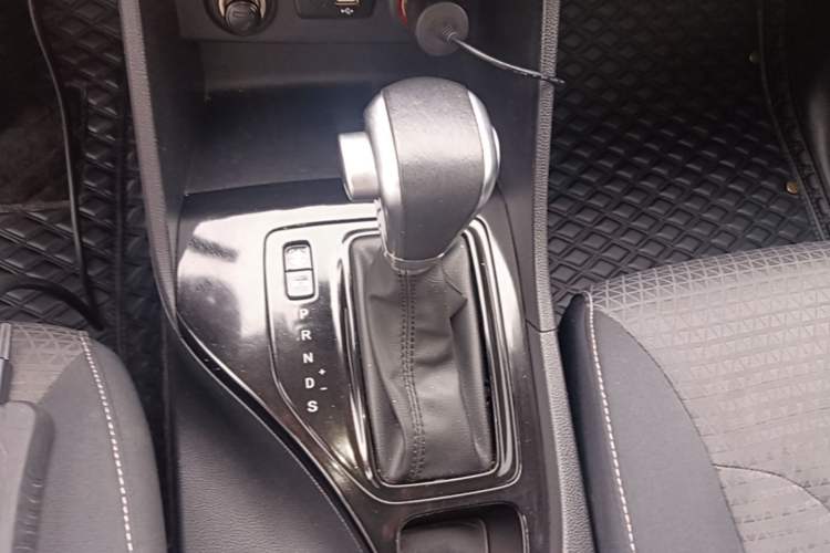 Used Baojun 730 2019 1.5T CVT Fashion Model 7 Seats China V Emission Standard Gear Lever