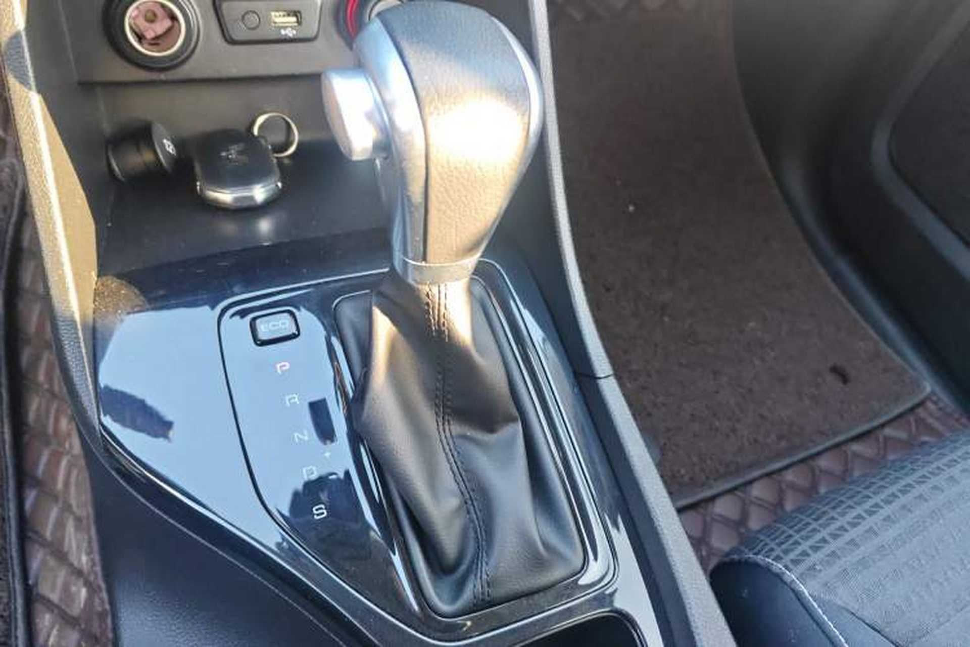 Used Baojun 730 2019 1.5T CVT Fashion Model 7 Seats China VI Emission Standard Gear Lever