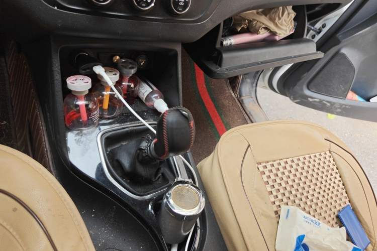 Used Baojun 730 2019 1.5T Manual Fashion Model 7-seater China VI Gear Lever