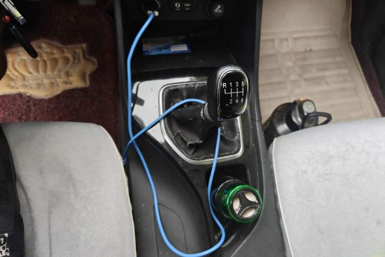 Used Baojun 730 2019 1.5L Manual Fashion Model 7-seater National V Gear Lever