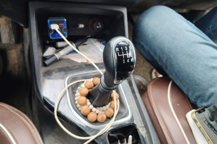 Used Baojun 730 2019 1.5L Manual Fashion Model 7-seater National V Gear Lever