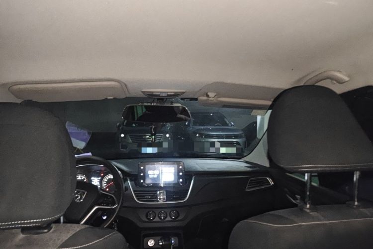 Used Baojun 730 2019 1.5T CVT Fashion Model 7 Seats China V Emission Standard Headliner