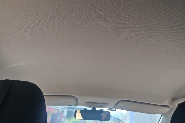 Used Baojun 730 2019 1.5L Manual Fashion Model 7-seater National V Headliner