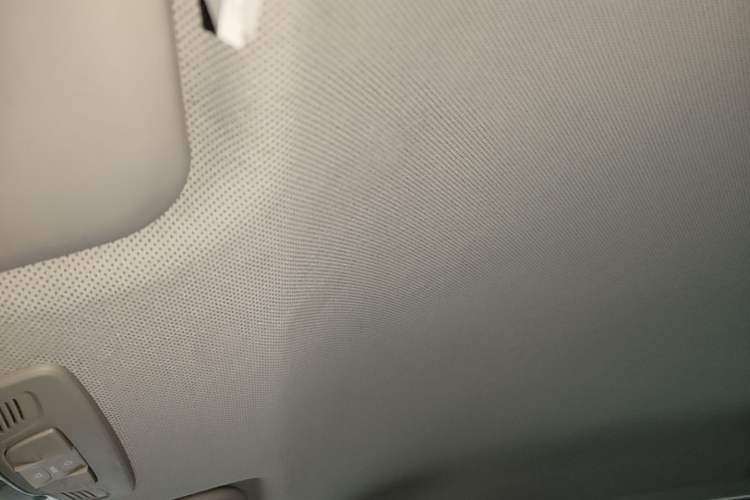Used Baojun 730 2019 1.5T Manual Fashion Model 7-seater National V Headliner