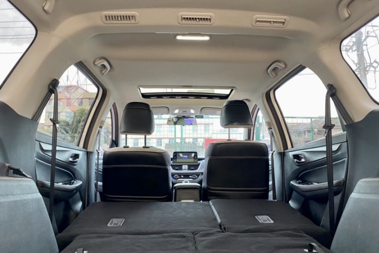 Used Baojun 730 2019 1.5T CVT Flagship Model 7 Seats China VI Emission Standard Headliner