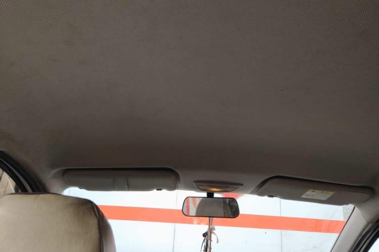 Used Baojun 730 2019 1.5L Manual Fashion Model 7-seater National V Headliner