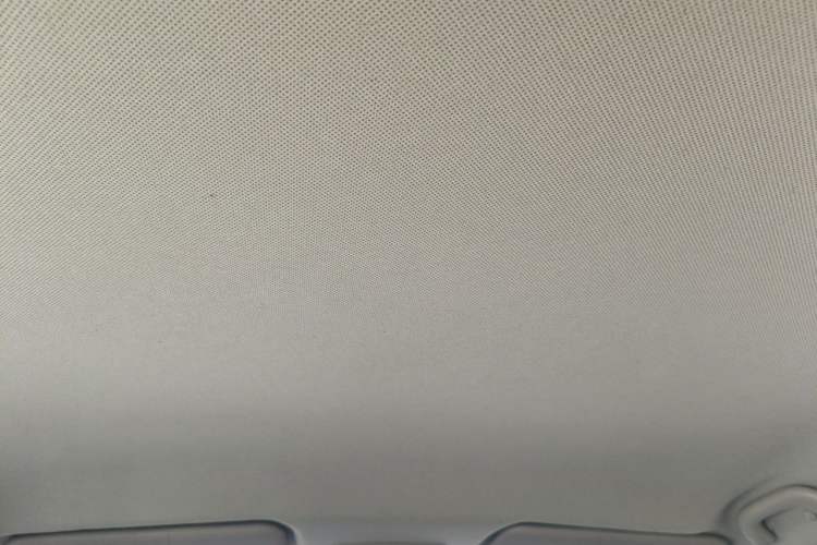 Used Baojun 730 2019 1.5T Manual Fashion Model 7-seater China VI Headliner