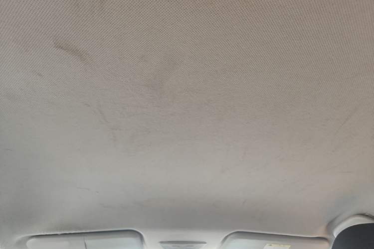 Used Baojun 730 2019 1.5T CVT Fashion Model 7 Seats China V Emission Standard Headliner