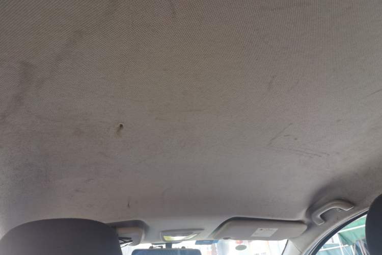 Used Baojun 730 2019 1.5L Manual Fashion Model 7-seater China VI Headliner