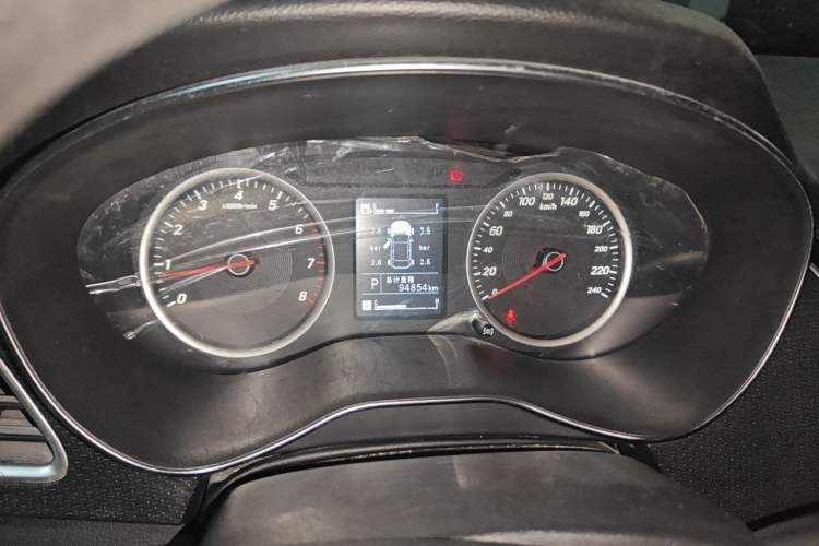 Used Baojun 730 2019 1.5T CVT Fashion Model 7 Seats China V Emission Standard Instrument Cluster