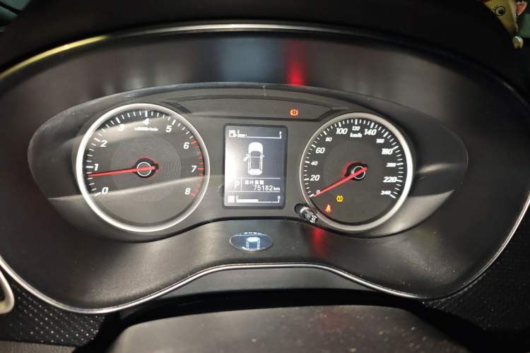 Used Baojun 730 2019 1.5T CVT Fashion Model 7 Seats China VI Emission Standard Instrument Cluster