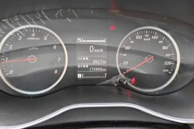 Used Baojun 730 2019 1.5T CVT Fashion Model 7 Seats China V Emission Standard Instrument Cluster