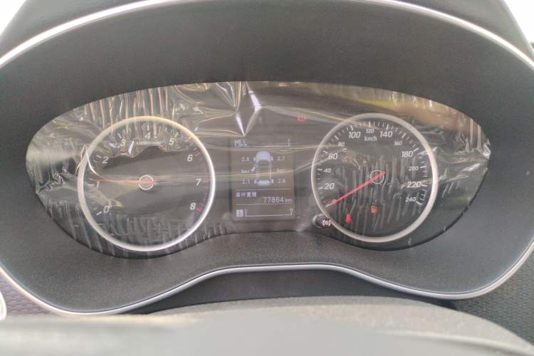 Used Baojun 730 2019 1.5T Manual Fashion Model 7-seater National V Instrument Cluster