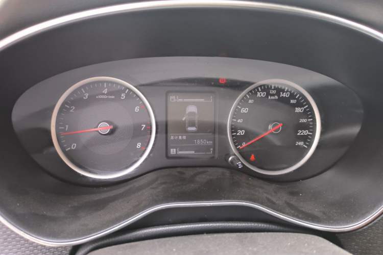 Used Baojun 730 2019 1.5T Manual Fashion Model 7-seater China VI Instrument Cluster
