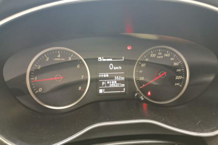Used Baojun 730 2019 1.5T CVT Fashion Model 7 Seats China VI Emission Standard Instrument Cluster