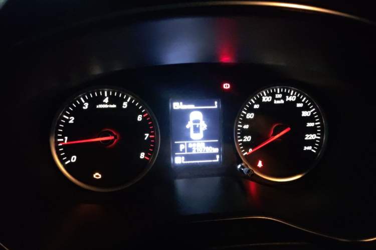 Used Baojun 730 2019 1.5T CVT Fashion Model 7 Seats China VI Emission Standard Instrument Cluster