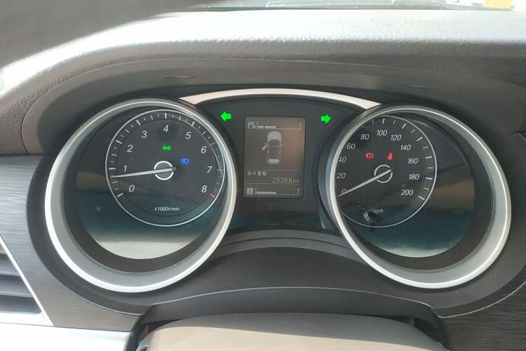 Used Baojun 730 2019 1.5L Manual Value Edition 7 Seats China VI Emission Standard Instrument Cluster