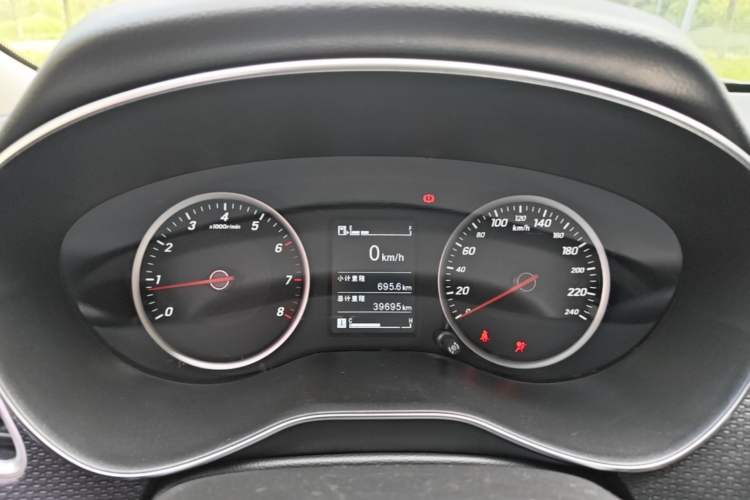 Used Baojun 730 2019 1.5L Manual Fashion Model 7-seater China VI Instrument Cluster