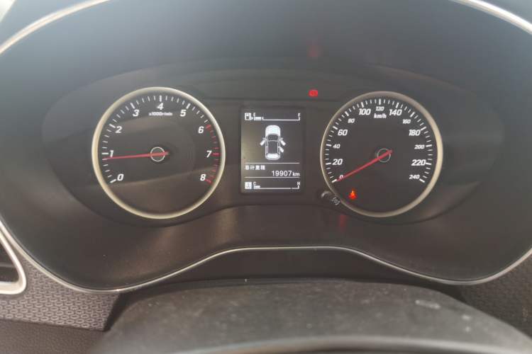 Used Baojun 730 2019 1.5T Manual Fashion Model 7-seater China VI Instrument Cluster