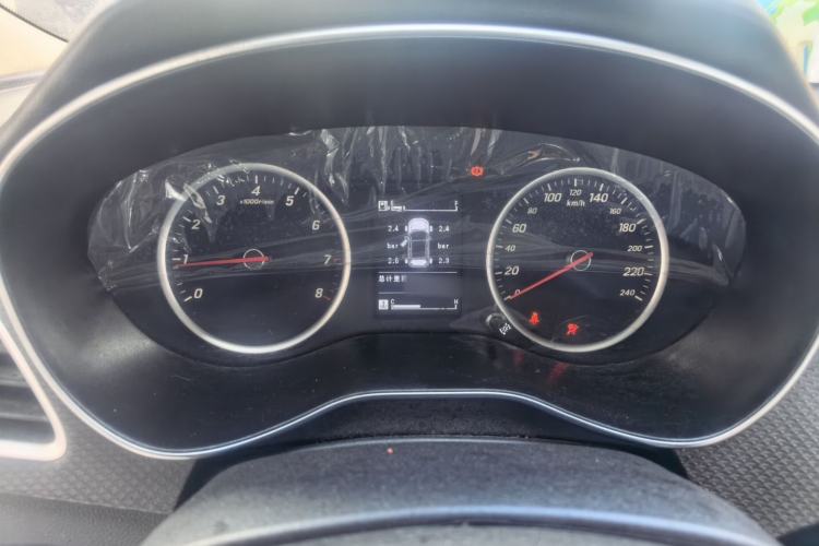 Used Baojun 730 2019 1.5L Manual Fashion Model 7-seater National V Instrument Cluster