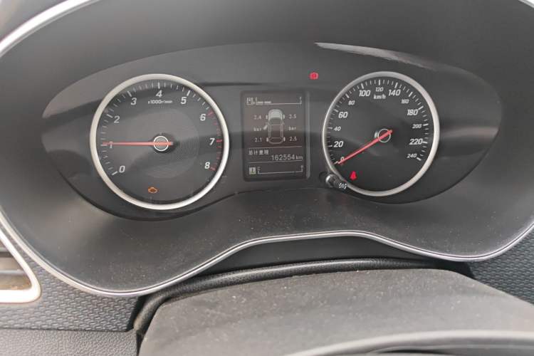 Used Baojun 730 2019 1.5L Manual Fashion Model 7-seater China VI Instrument Cluster