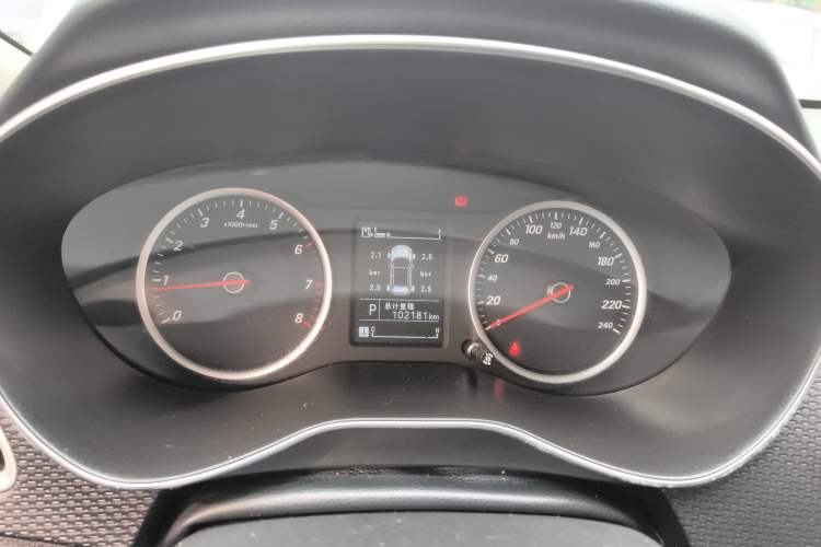 Used Baojun 730 2019 1.5T CVT Fashion Model 7 Seats China V Emission Standard Instrument Cluster