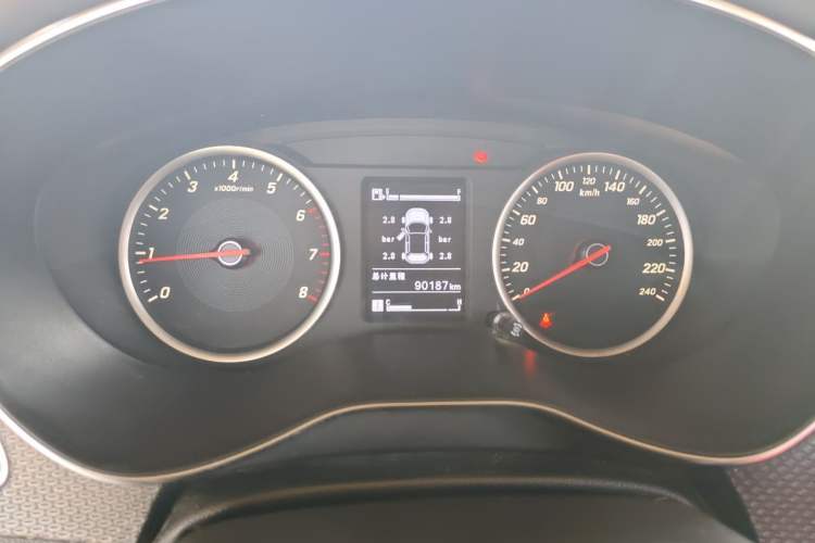 Used Baojun 730 2019 1.5L Manual Fashion Model 7-seater China VI Instrument Cluster