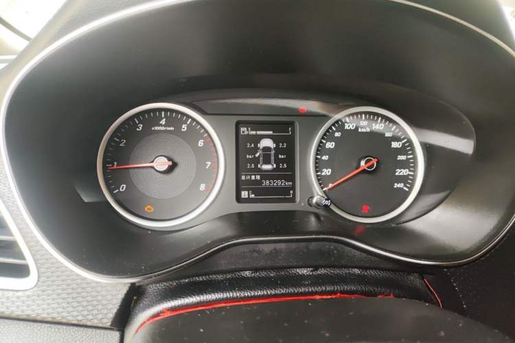 Used Baojun 730 2019 1.5L Manual Fashion Model 7-seater China VI Instrument Cluster