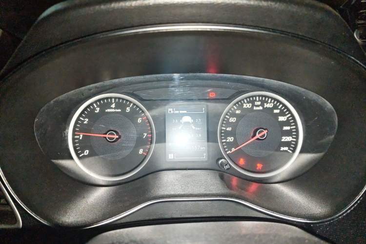 Used Baojun 730 2019 1.5L Manual Fashion Model 7-seater China VI Instrument Cluster