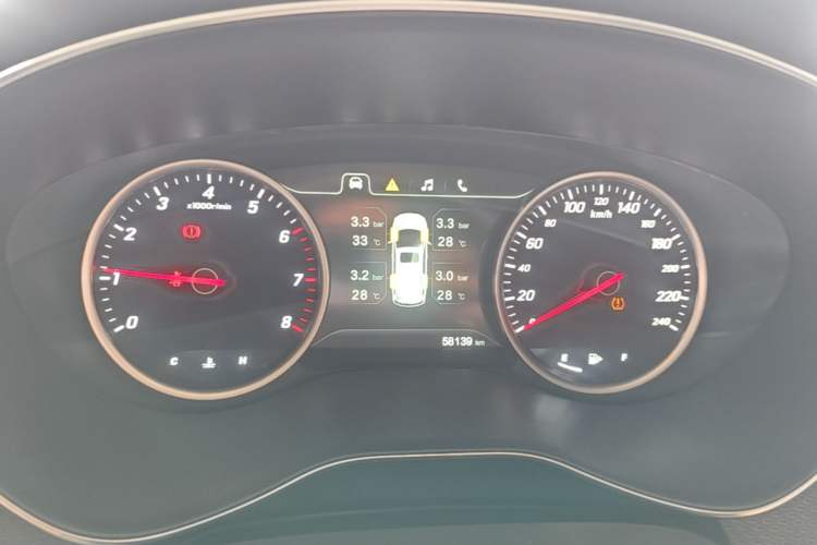 Used Baojun 730 2019 1.5T Manual Fashion Model 7 Seats China V Instrument Cluster