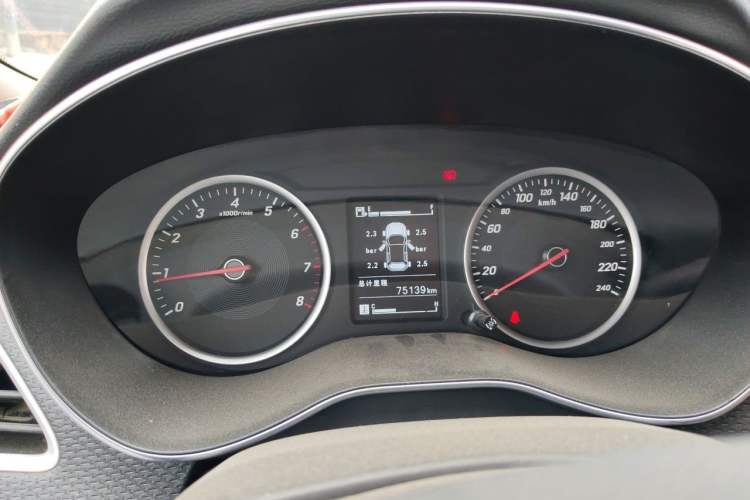 Used Baojun 730 2019 1.5L Manual Fashion Model 7-seater National V Instrument Cluster