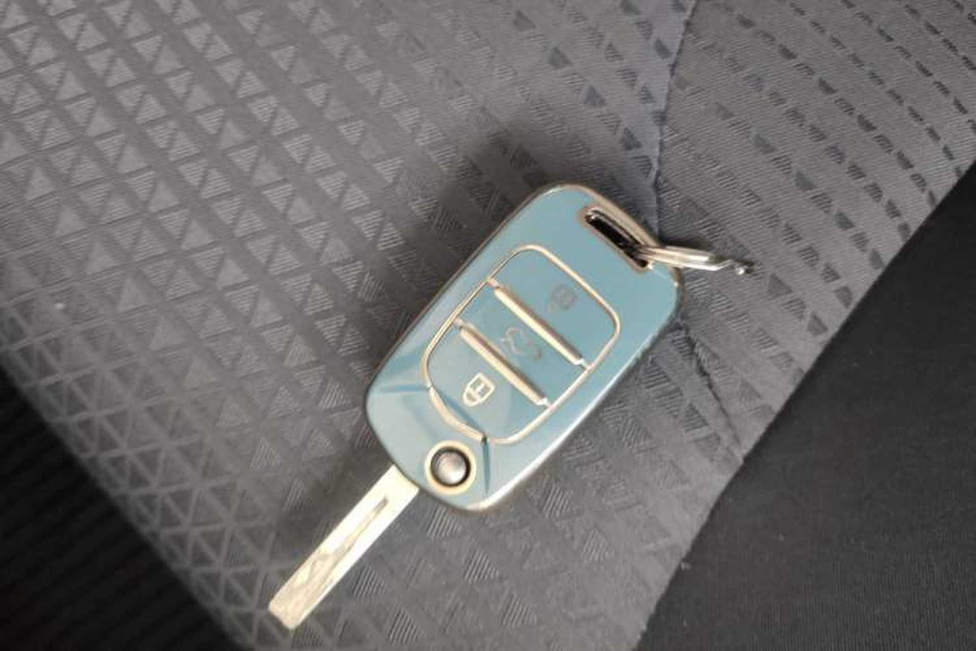 Used Baojun 730 2019 1.5T Manual Fashion Model 7-seater National V Interior 1
