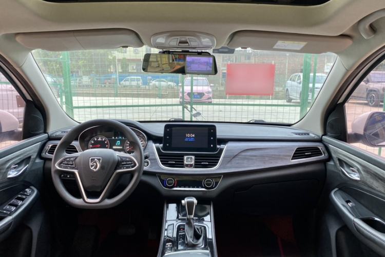 Used Baojun 730 2019 1.5T CVT Flagship Model 7 Seats China VI Emission Standard Interior 2