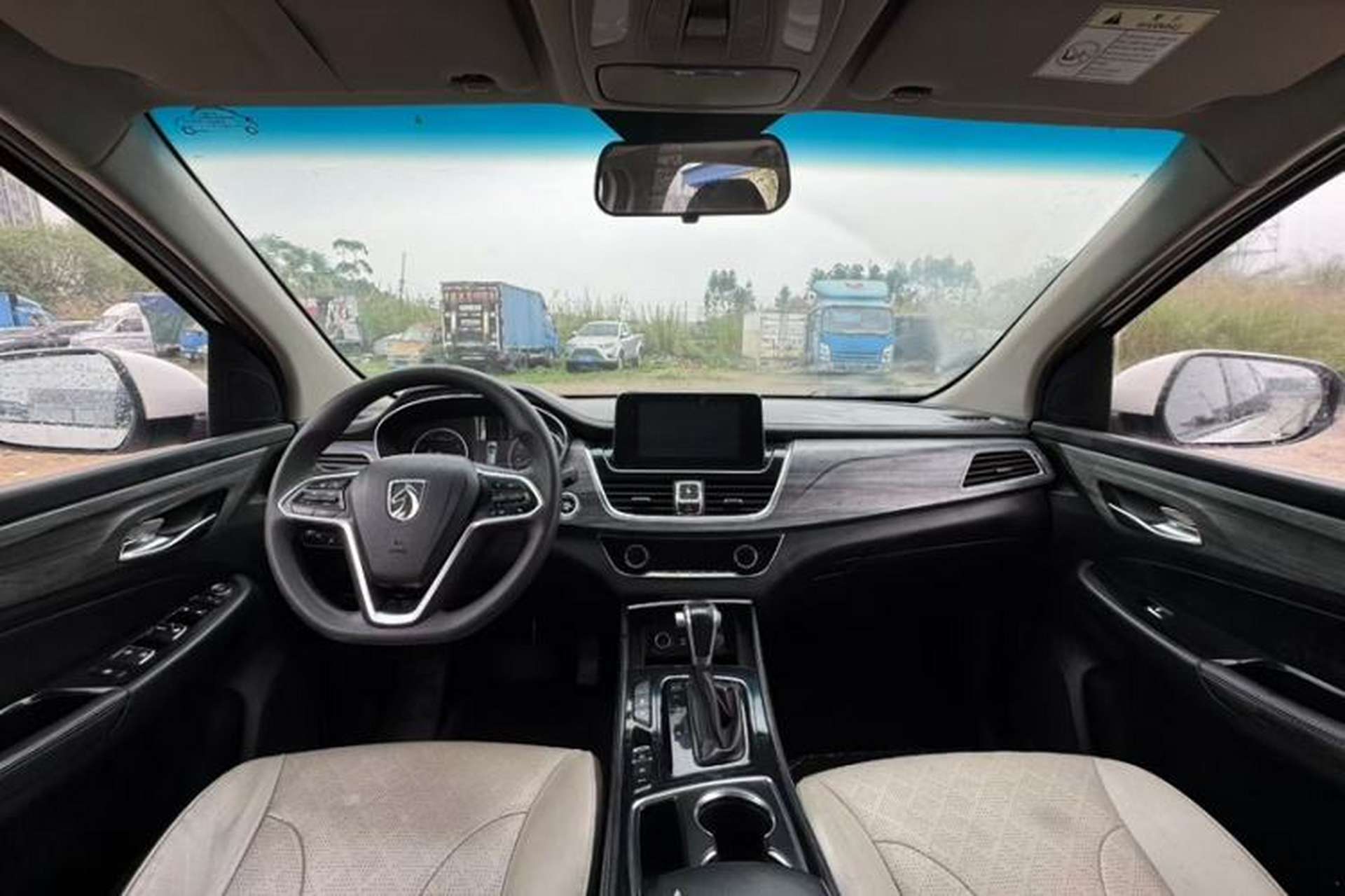 Used Baojun 730 2019 1.5T CVT Flagship Model 7 Seats China VI Emission Standard Interior 4
