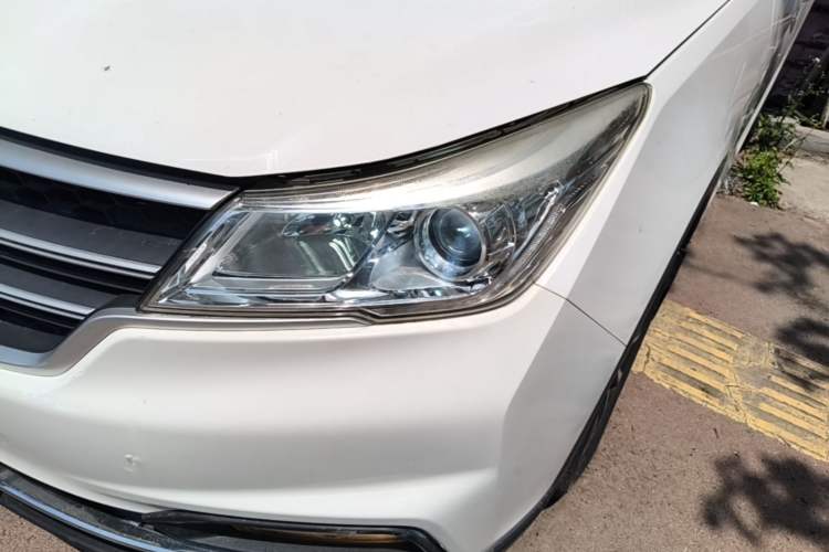 Used Baojun 730 2019 1.5T CVT Fashion Model 7 Seats China VI Emission Standard Left Front Headlight
