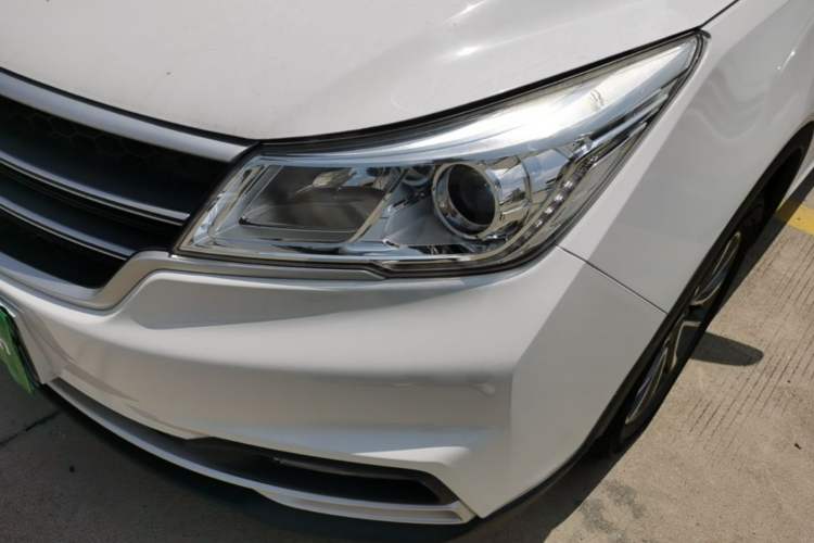Used Baojun 730 2019 1.5T CVT Fashion Model 7 Seats China V Emission Standard Left Front Headlight