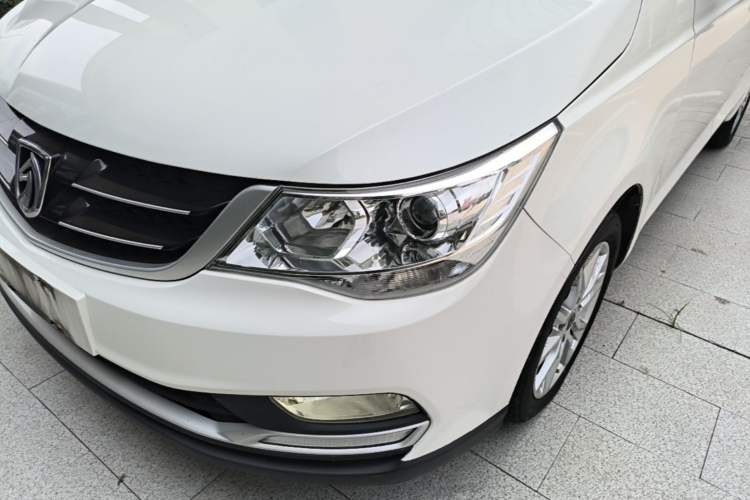 Used Baojun 730 2019 1.5L Manual Value Edition 7 Seats China VI Emission Standard Left Front Headlight